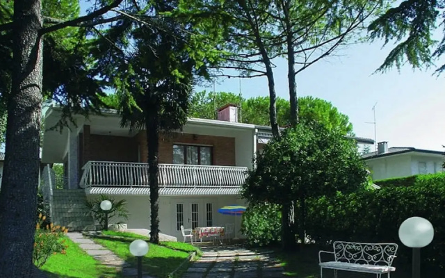Villa With a Large Fenced Garden
