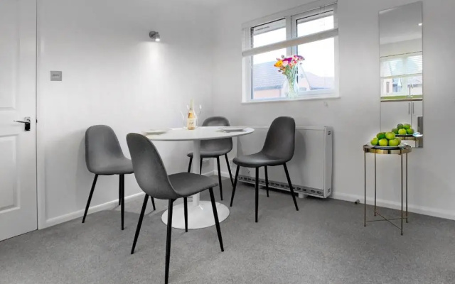 Lovely Apartment, Maidenhead