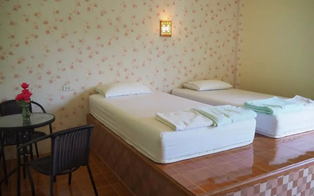 Chaofa Resort
