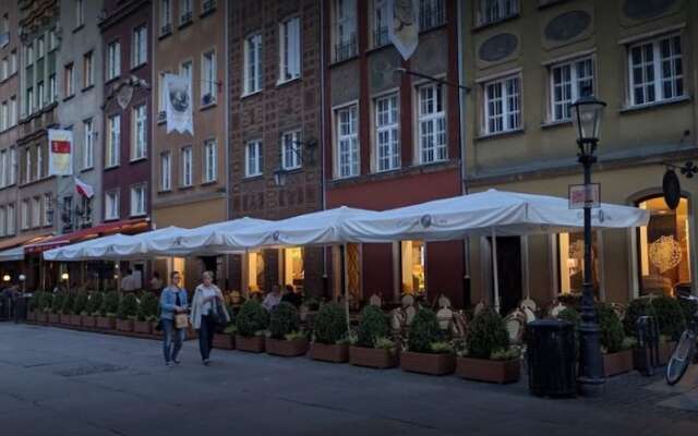 Отель Apartamenty Sowa Gdansk Польша, Гданьск - отзывы, цены и фото номеров - забронировать отель Apartamenty Sowa Gdansk онлайн вид на фасад