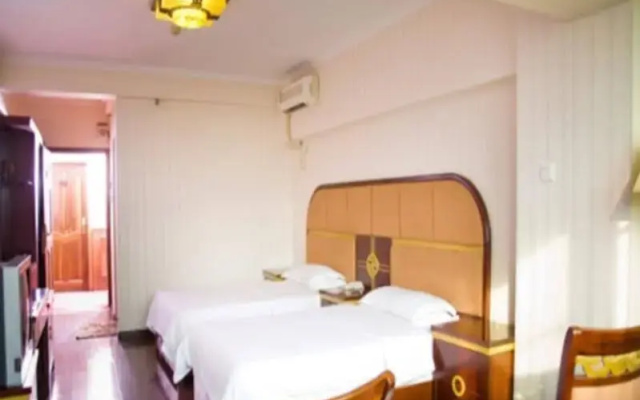 Nanning Gold Red Forest Hotel