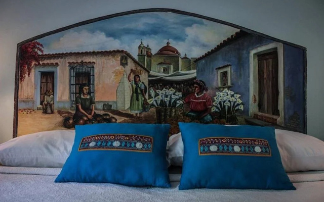 Casa de las Bugambilias B&B
