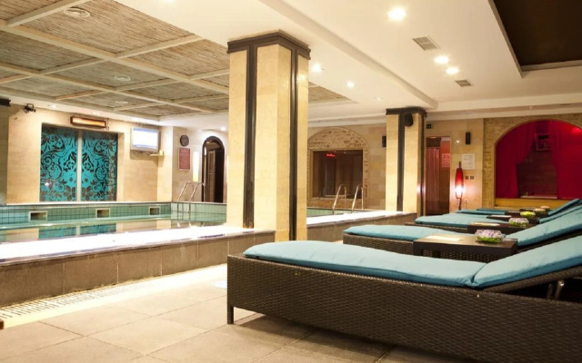 Hotel Phoenicia Express