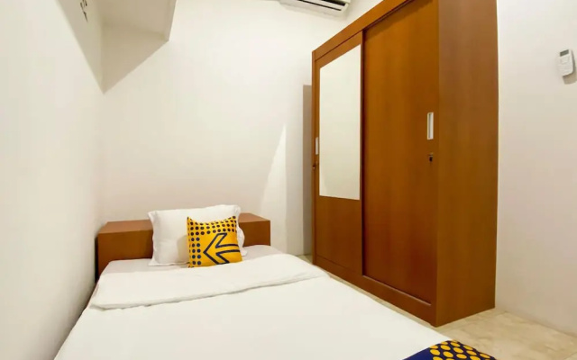 SPOT ON 2051 Sho Family Homestay & Resto