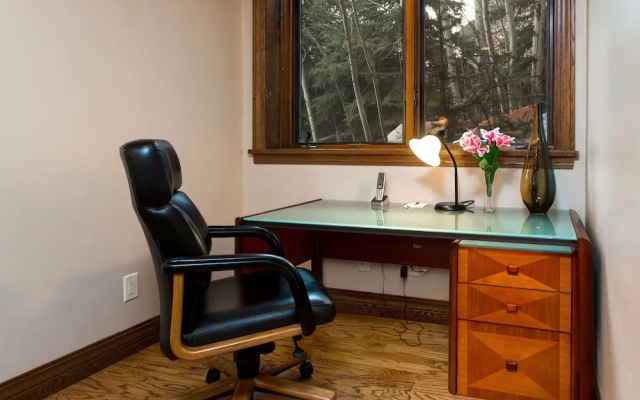 Abode in Vitrail