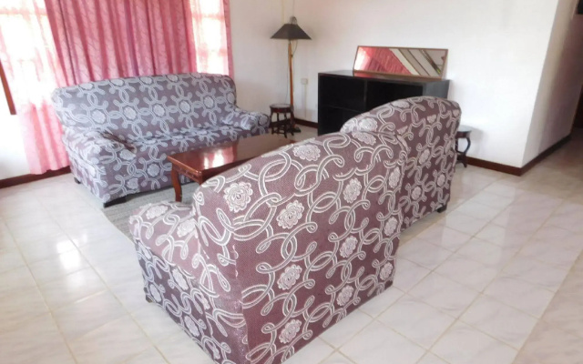 G.A.U. Mechang Lagoon Resort