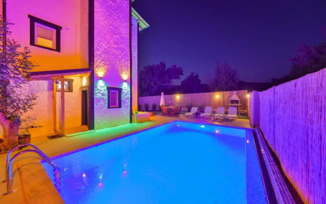 Lovely Villa with Private Pool and Terrace in Kas