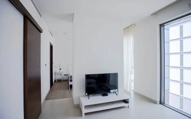Luxury Studio Apartment at Sobha Hartland