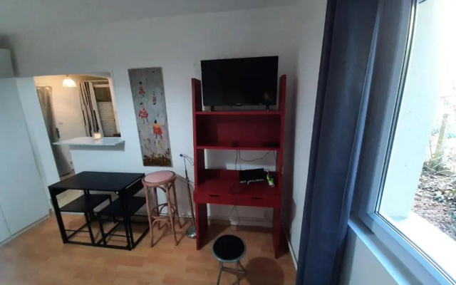 Studio charmant tout équipé