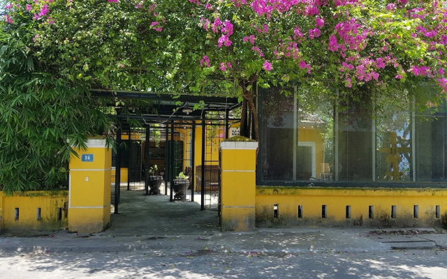 Lotus House Homestay