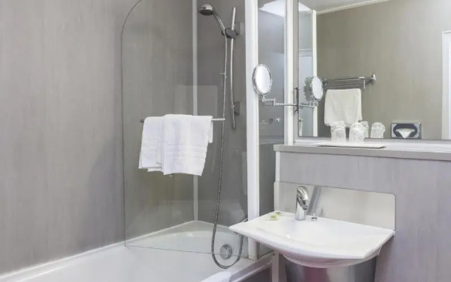 Logis Hotel le Mas de Jossyl