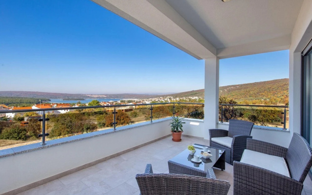 Stunning Home in Punat With Sauna, Wifi and 4 Bedrooms
