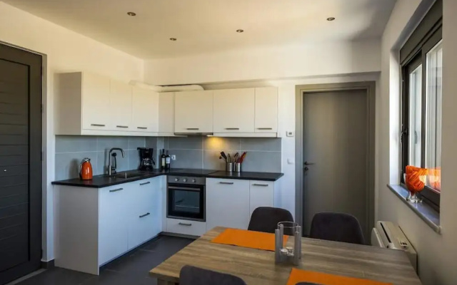 Kayzo Luxury Apartment With Pool