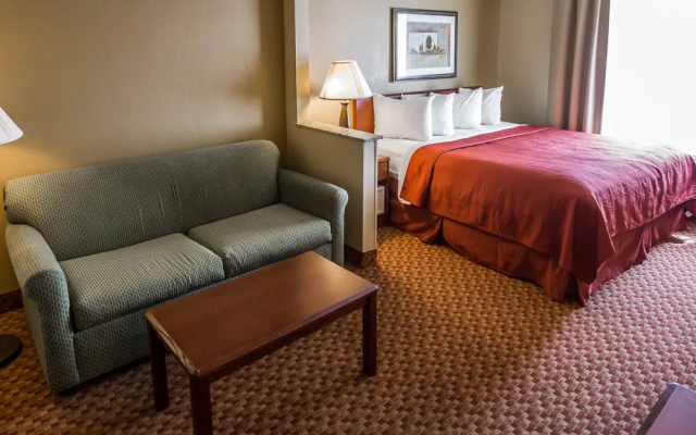 Quality Inn & Suites South