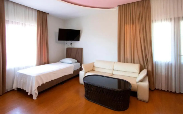 Hotel Smile