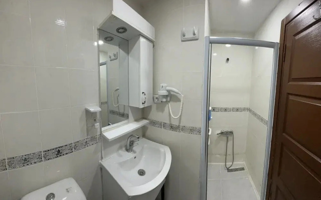 Kabi̇l Hotel