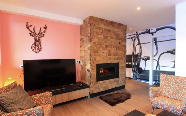 Charming Apartment in Finkenberg With Sauna