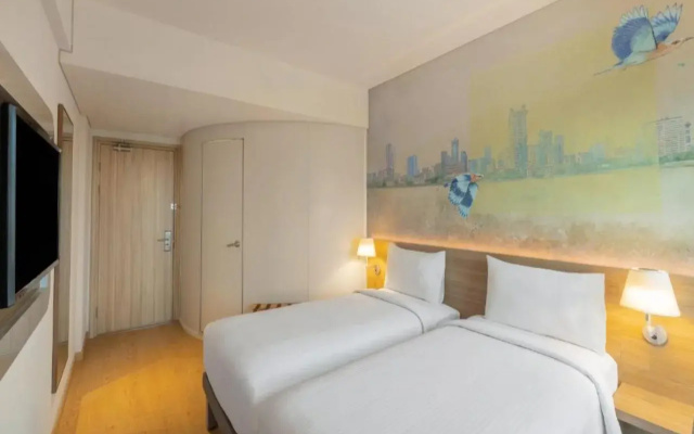 Ibis Thane
