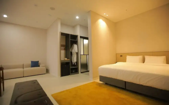 Culture Hotel LAAM