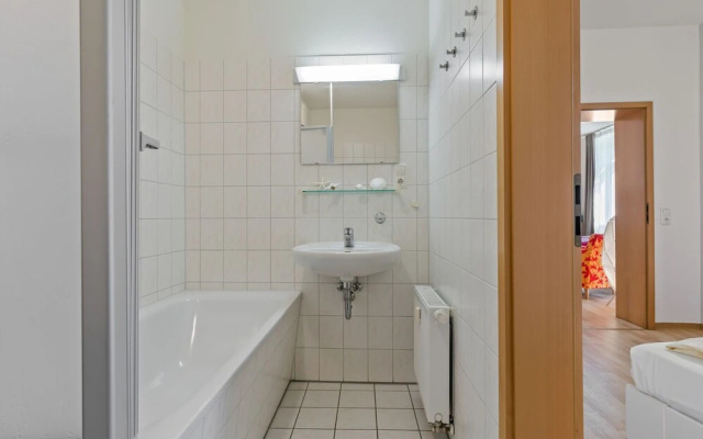 Lovely Apartment in Ostseebad Kühlungsborn near Sea Beach