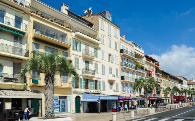 Отель Résidence du Port YourHostHelper Франция, Канны - отзывы, цены и фото номеров - забронировать отель Résidence du Port YourHostHelper онлайн вид на фасад