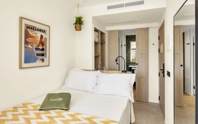 Отель Tangerine by Honne Hotels