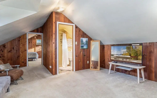 Rockwell Retreat