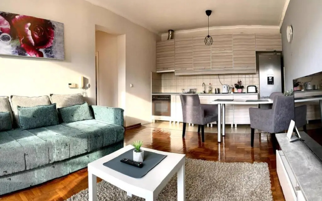 Sunkissed apartment