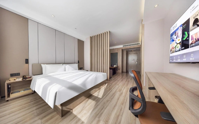Atour Hotel Qilu High Tech Software Park Jinan