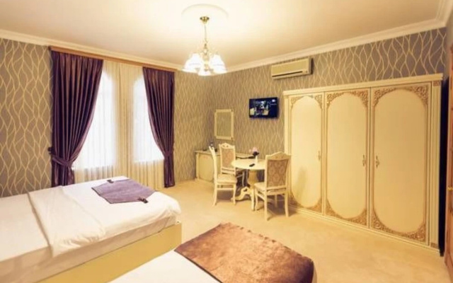 Old Baku Hotel