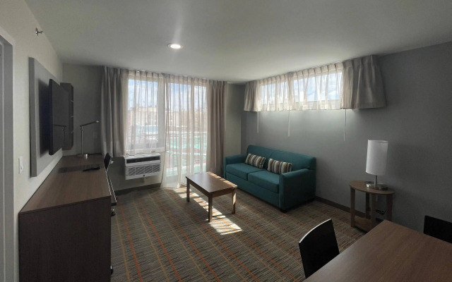 MainStay Suites Bronx - Belmont