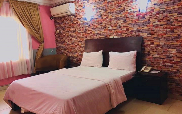 Отель Beliana Suites