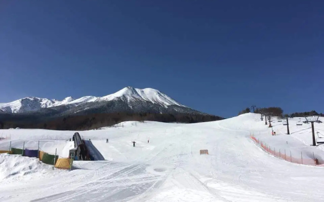 Shinshu Kaida Kogen Nishino Onsen Yamaka no Yu