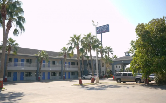 Super 8 Alamo/McAllen Area