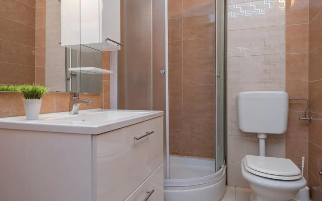 Beautiful penthouse for 8 close to city center