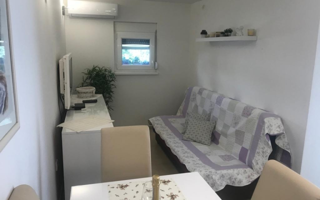 Holiday house Nadi - cosy & quiet: Milna (Brac), Island Brac