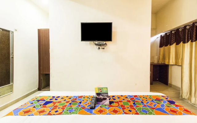 Collection O 4731 Hotel Surya Continental