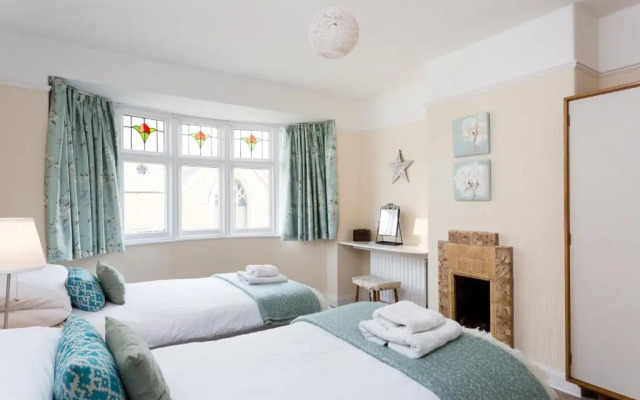 City Apartments - 4 Heworth Village - 3 Bed House