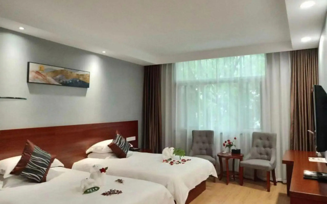 Anqing Yin Bin Hotel
