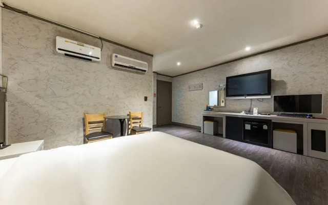 Asan Carnegie Hotel