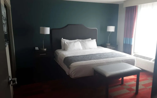 Super 8 Bismarck North