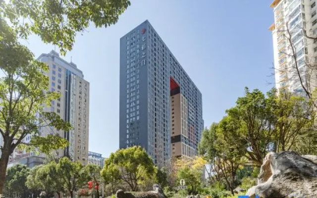 Han She Hotel (Kunming Laojie Chuanxin Drum Tower Metro Station Branch)