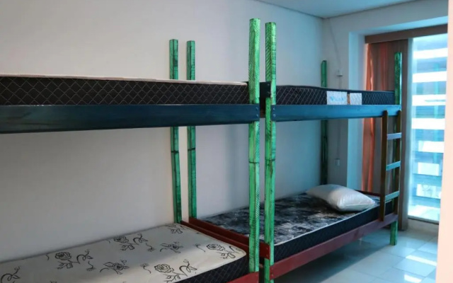 Hostel 33