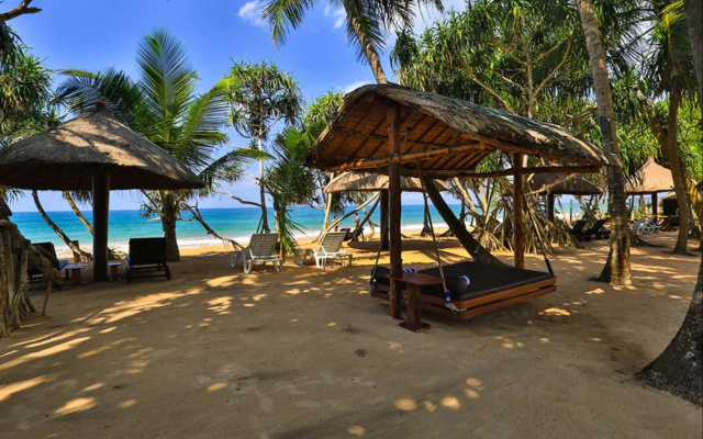 Thejan Beach Cabanas