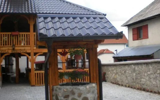 Gusinjska Kula Hotel
