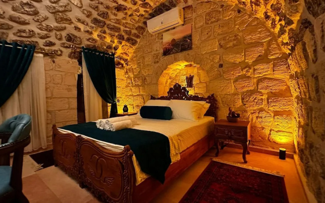 Seyri Asur Konağı