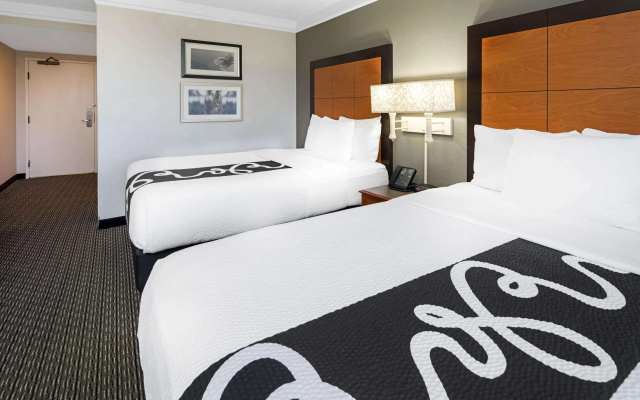 La Quinta Inn & Suites by Wyndham Buena Park