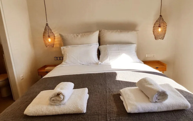 Villa Veneterra-pool-seaview-conciergeservices