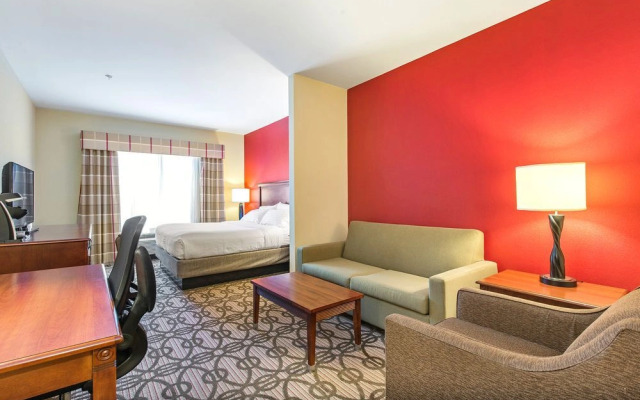 Holiday Inn Express & Suites LaGrange