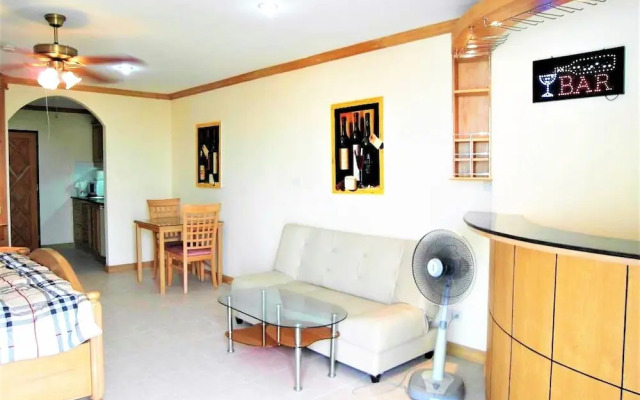 View Talay 2B studio apartment Pattaya 8th Floor sea view